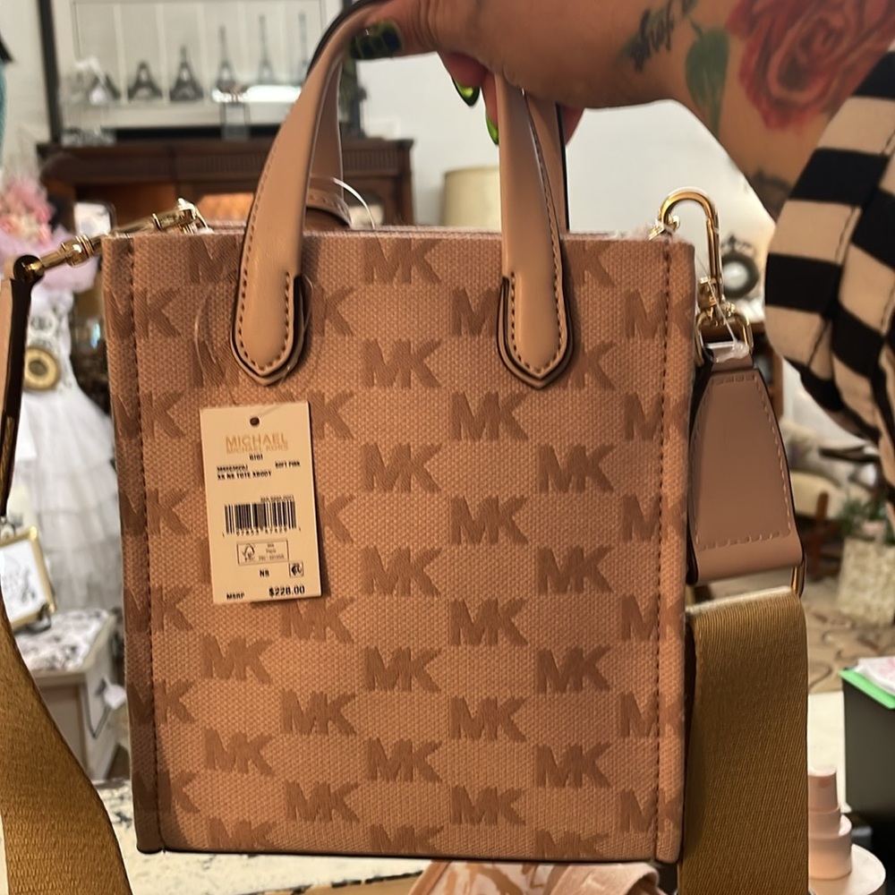 Bag - Picture 2 of 2